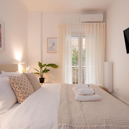 Unique 2 Bedrooms Apartment, Steps To Plaka And City Center Athen Eksteriør billede