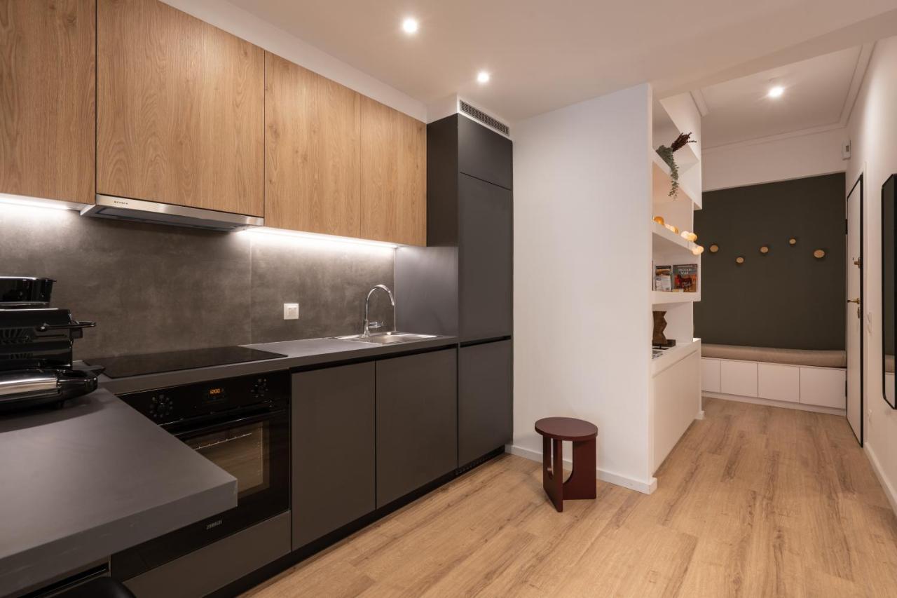 Unique 2 Bedrooms Apartment, Steps To Plaka And City Center Athen Eksteriør billede