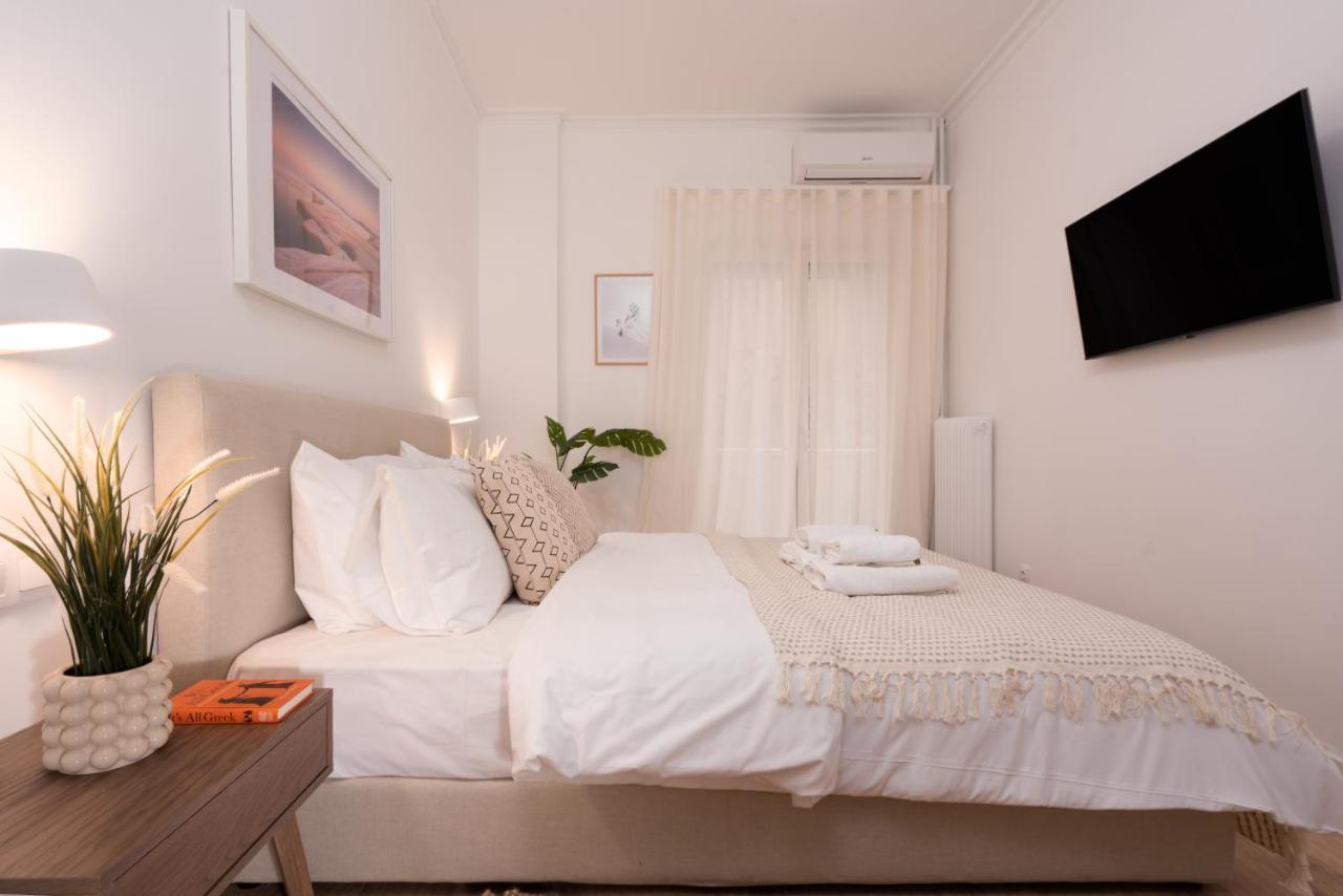 Unique 2 Bedrooms Apartment, Steps To Plaka And City Center Athen Eksteriør billede